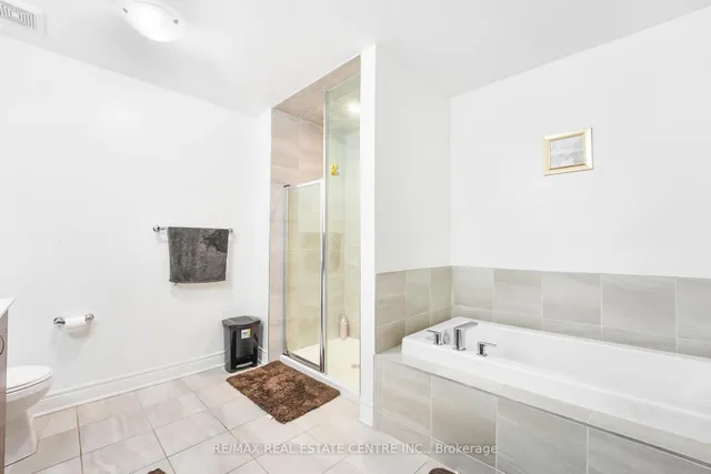 房产图片 27 - 474 Sheaffe 路