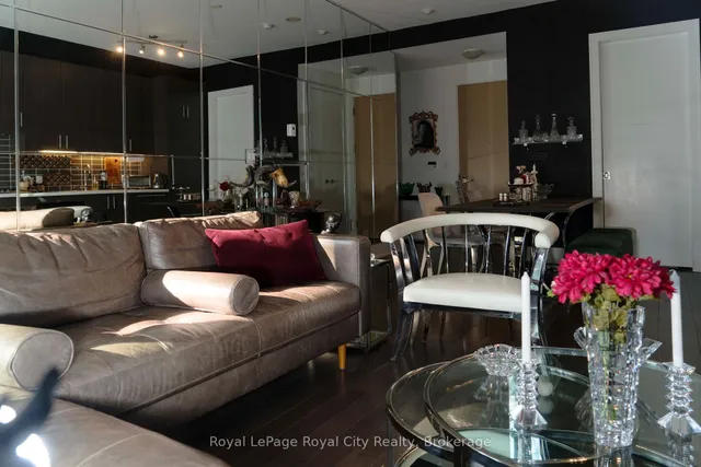 Additional image 11 of 39 Queens Quay Unit 830