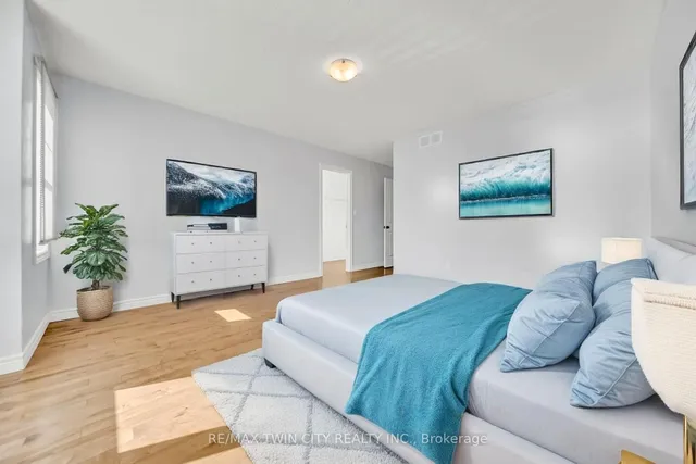 Additional image 18 of 182 Eden Oak Tr