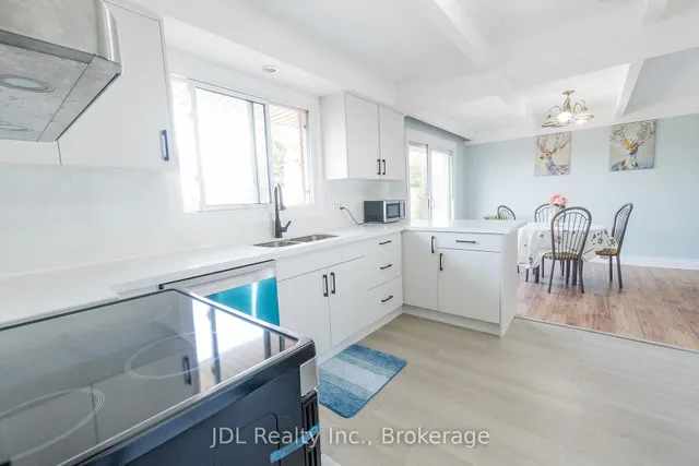 Additional image 11 of 121 Delmar Dr