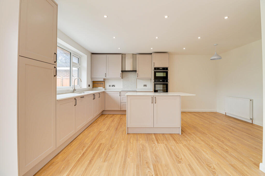 Additional image 7 of Robert Avenue, St Albans, AL1