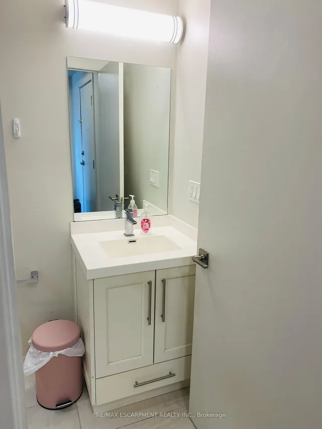 房产图片 27 - 加拿大伯灵顿Fairview街2087号504单元