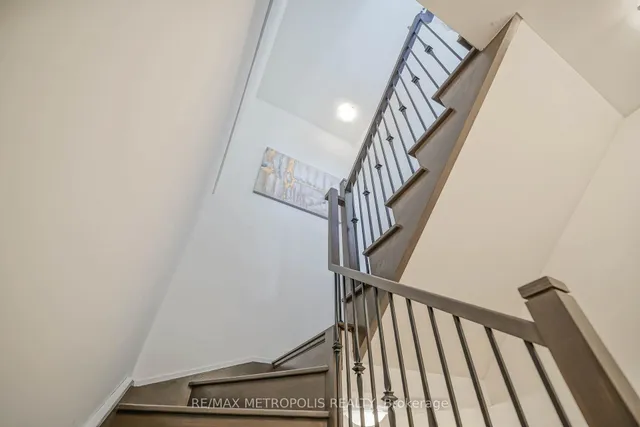 Additional image 18 of 871 Sheppard Ave Unit 29