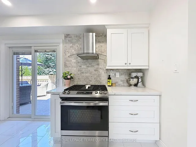 Additional image 20 of 16 Pagebrook Dr