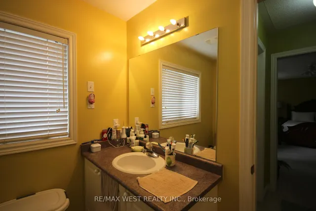 Additional image 34 of 6 Bowsfield Dr