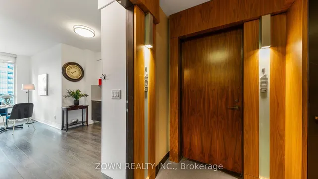 Additional image 7 of 36 Park Lawn Rd Unit 1408