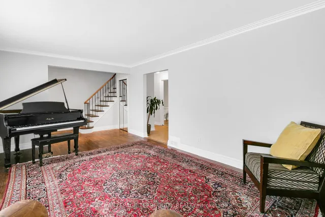 Additional image 4 of 11 Urbandale Ave