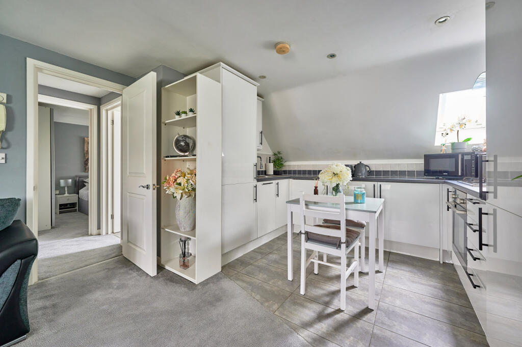 Additional image 5 of Cedar Court, St. Albans, Hertfordshire, AL4