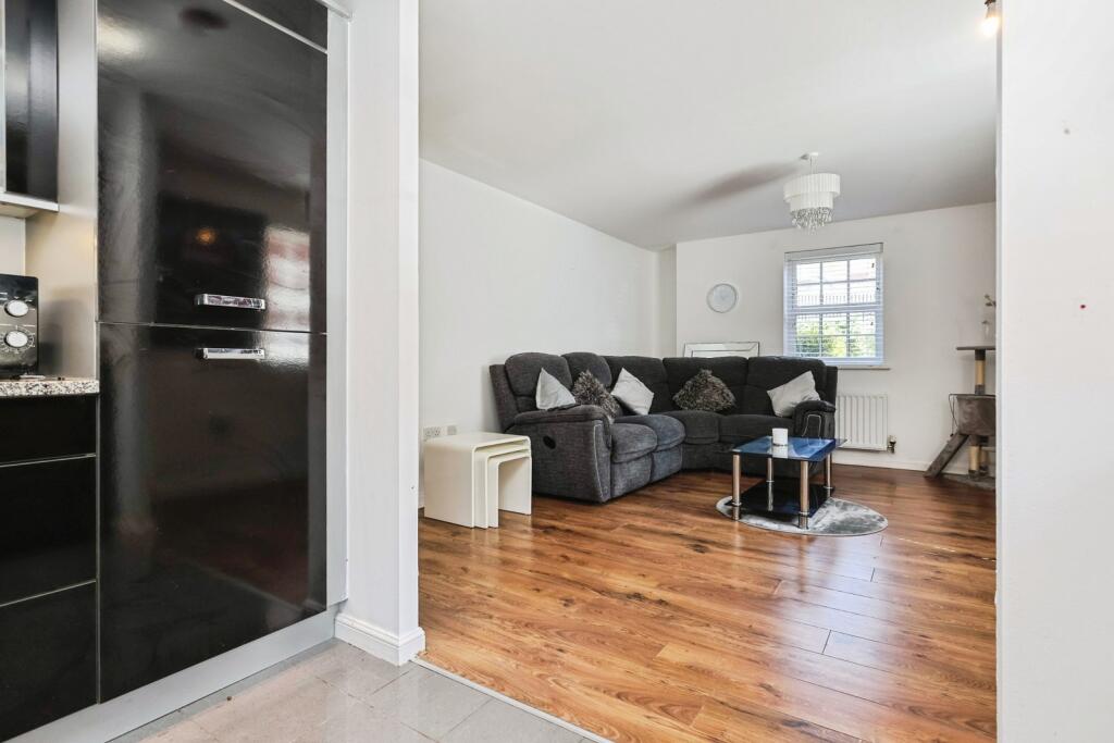 Additional image 5 of Horseshoe Crescent, Great Barr, Birmingham, B43