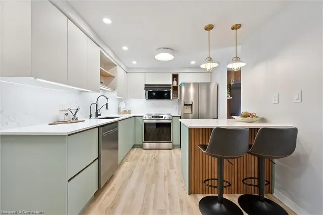 Additional image 9 of 64 Foxglove Cres