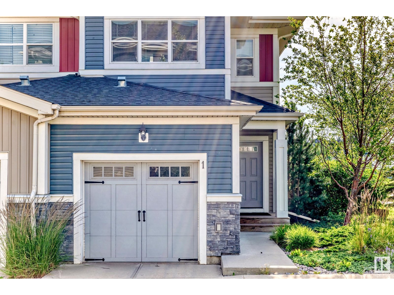 #1 3710 ALLAN DR SW|Edmonton, Alberta T5H3V9