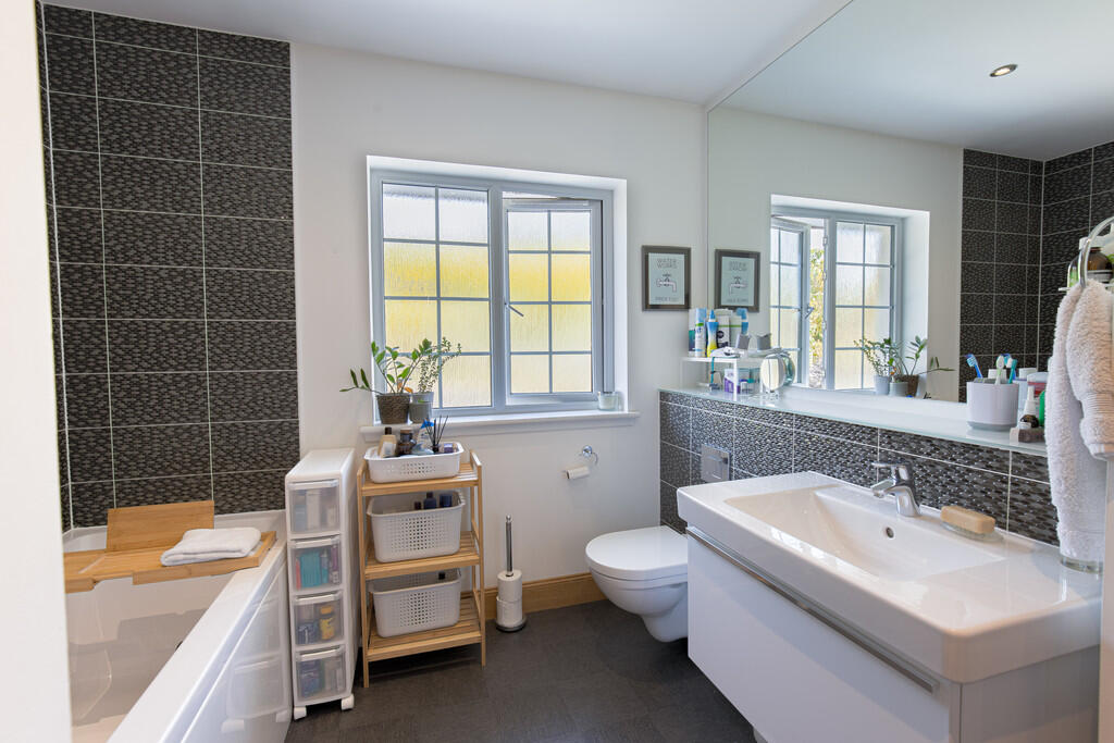 Additional image 30 of Friarsfield Way, Cults