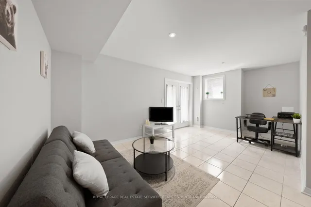 Additional image 33 of 15 Watt Ave