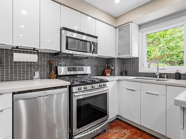 Additional image 11 of 215 Milan St