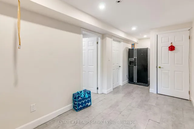 Additional image 26 of 9 Dowling Cres