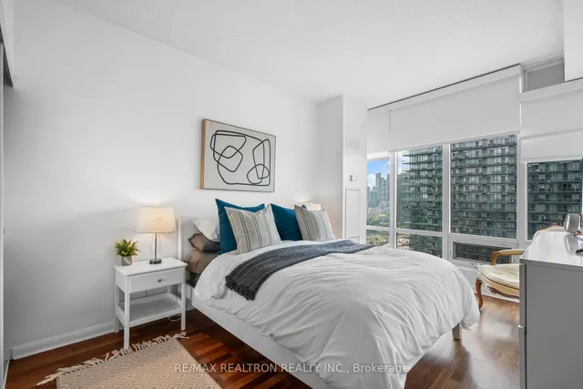 Additional image 17 of 15 Windermere Ave Unit 2401