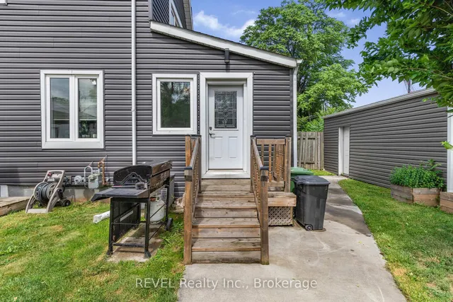 Additional image 18 of 25 Land St