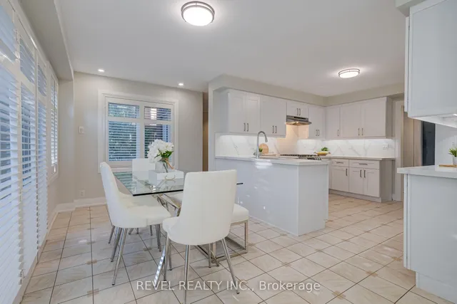 Additional image 11 of 6 Lone Oak Ave