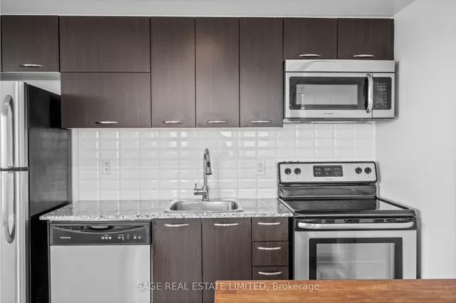 Additional image 6 of 38 Joe Shuster Way Unit 1518