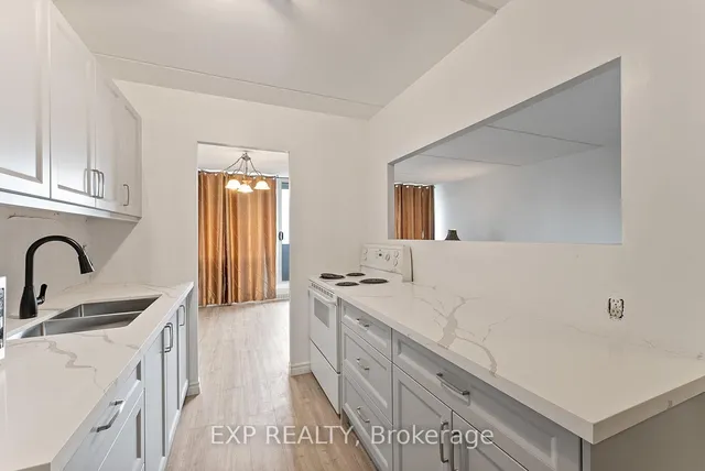 Additional image 15 of 2 Glamorgan Ave Unit 612