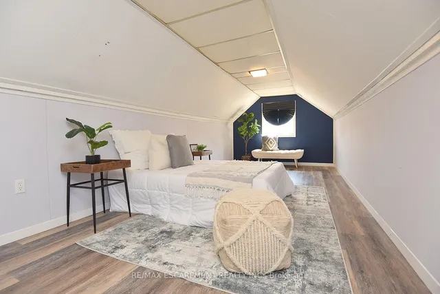 Additional image 21 of 449 Mary St