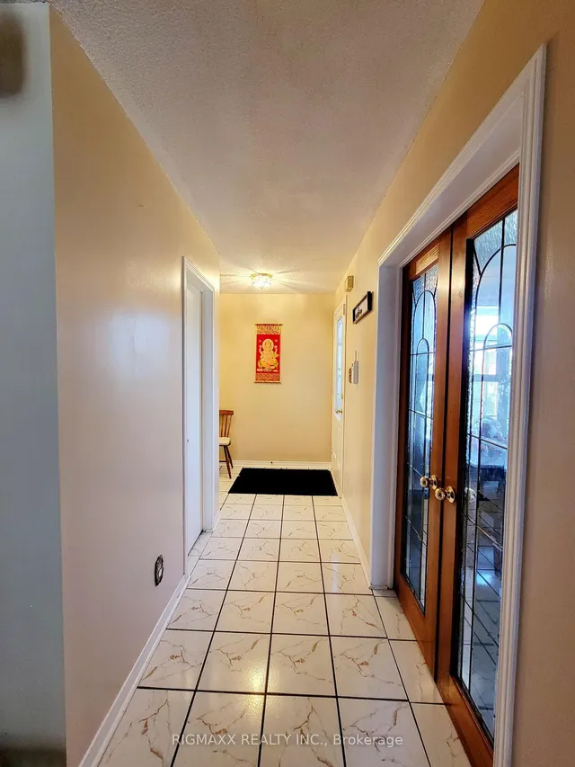 Additional image 15 of 21 Tulip Dr