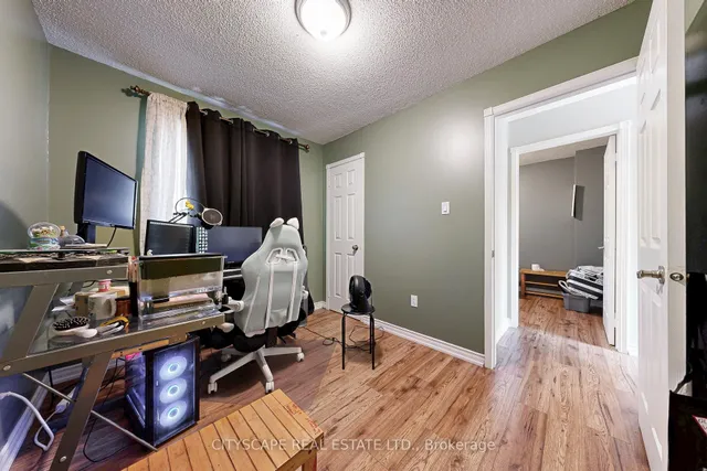 Additional image 23 of 35 Letty Ave