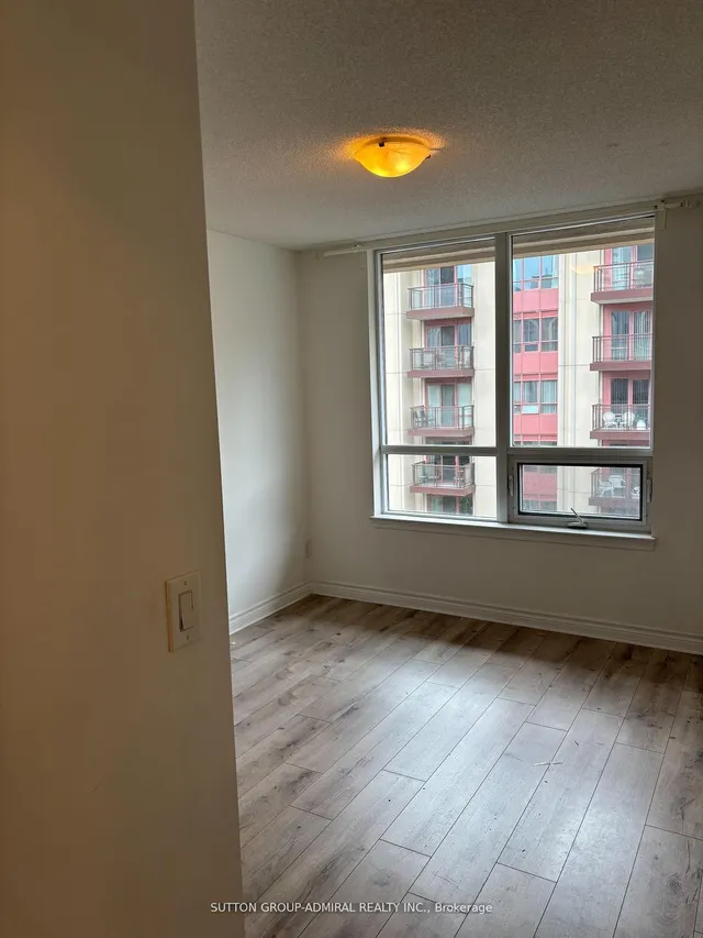 Additional image 2 of 27 Rean Dr Unit 604