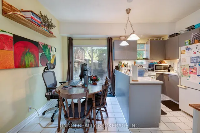 Additional image 4 of 211 De Grassi St