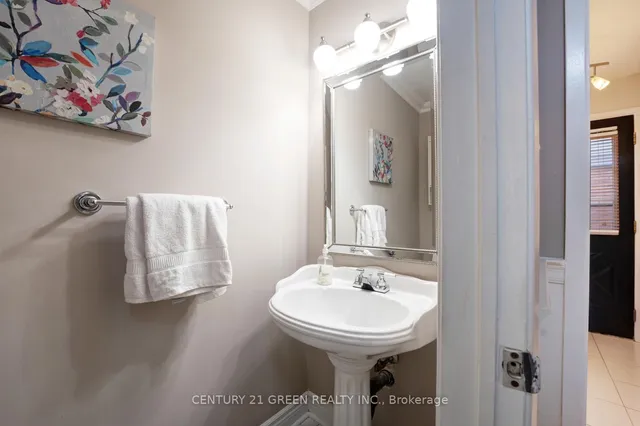 房产图片 41 - 麦克杜格尔大道26号