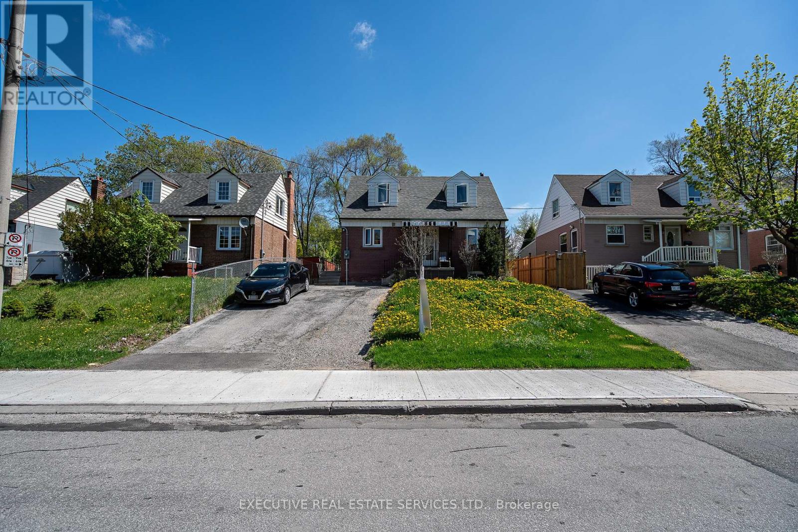 49 TRETHEWEY DRIVE|Toronto (Beechborough-Greenbrook), Ontario M6M4B1