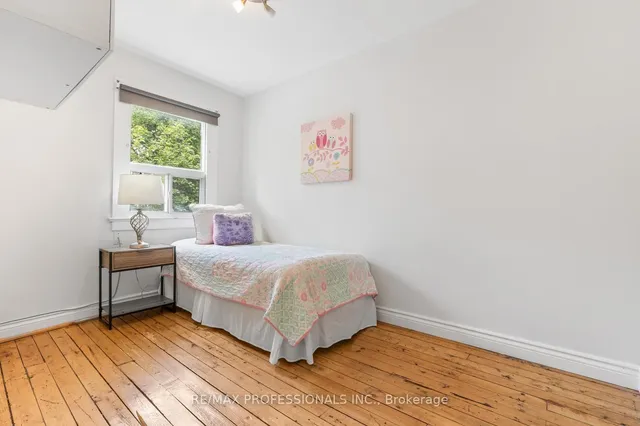 Additional image 18 of 26 Norval St