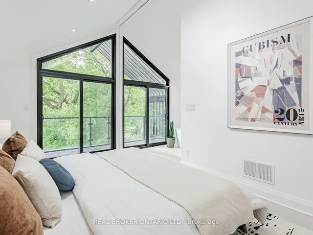 Additional image 40 of 82 Burlington St