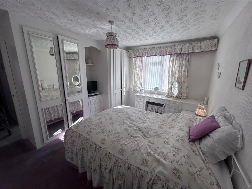 Additional image 15 of Vigors Croft, Hatfield