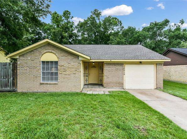 10015 Valley Lake Dr, Houston, TX 77078