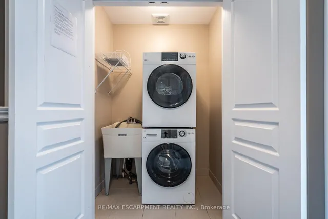 Additional image 18 of 2086 Ghent Ave Unit 41