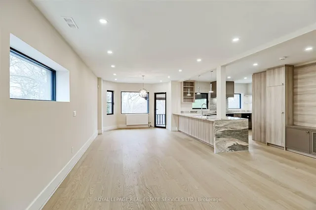 Additional image 19 of 324 Riverside Dr