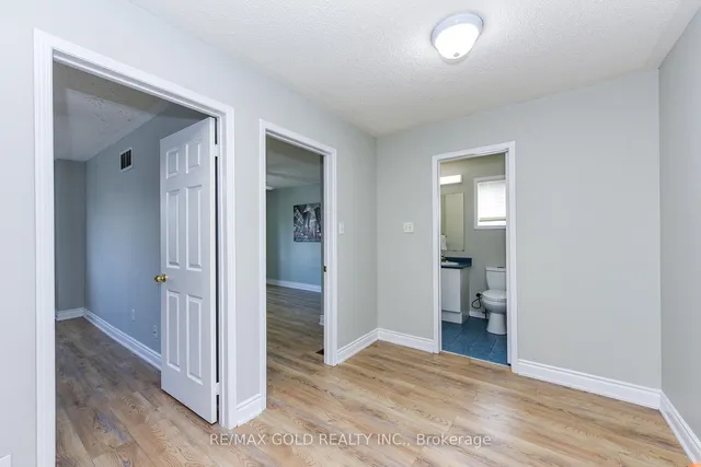 Additional image 6 of 86 Charleswood Circ