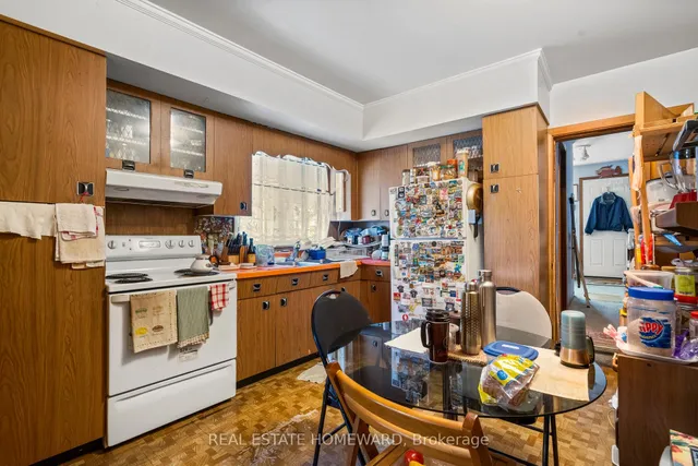 Additional image 13 of 672 Strathmore Blvd