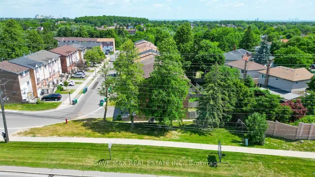 Additional image 41 of 62 Moregate Cres