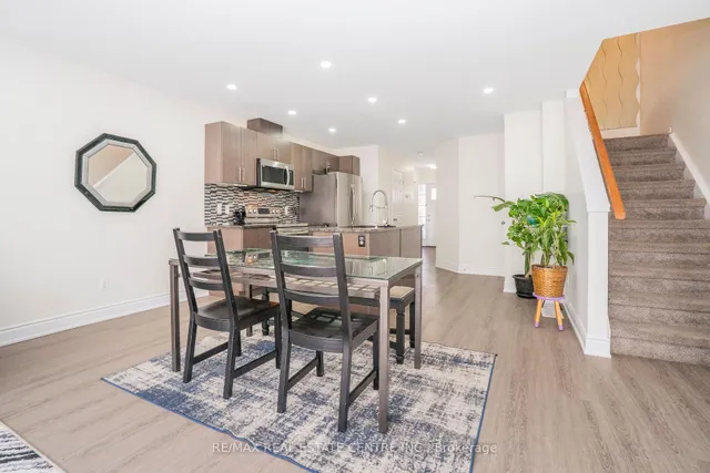 Additional image 18 of 504 WOODLEA Crt