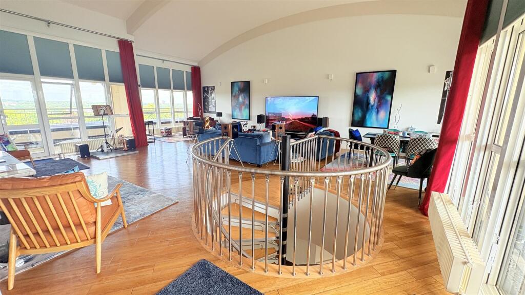 Additional image 3 of Penthouse Suite, Britannic Park, Moseley, Birmingham