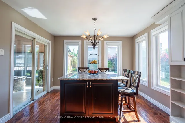 房产图片 14 - 41 Hearthside Cres