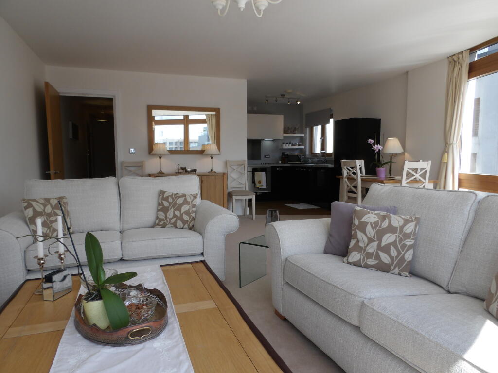 Additional image 4 of Post Box