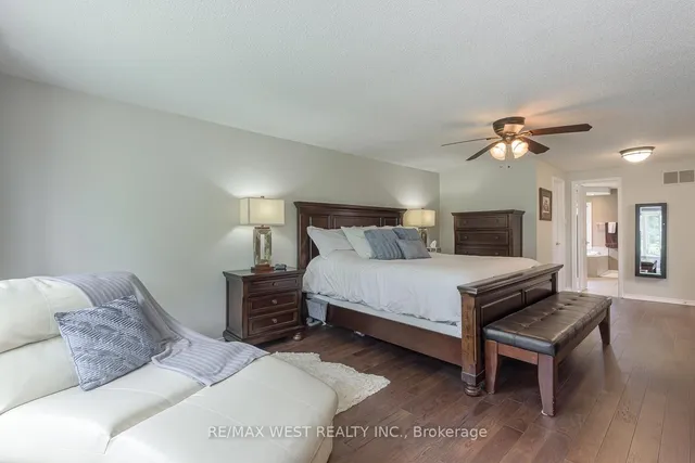 Additional image 27 of 12 Barr Cres