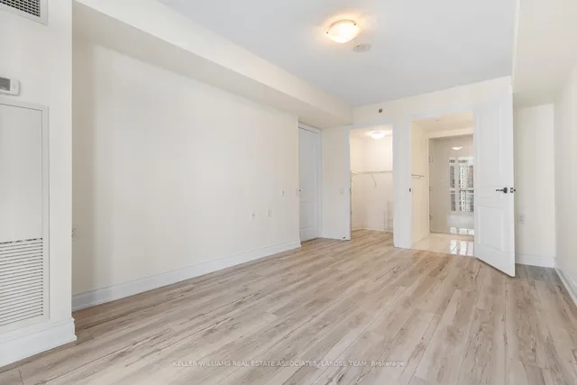 Additional image 16 of 3 Marine Parade Dr Unit 1504