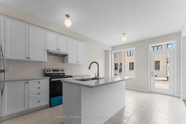 房产图片 7 - 873 Logan Dr