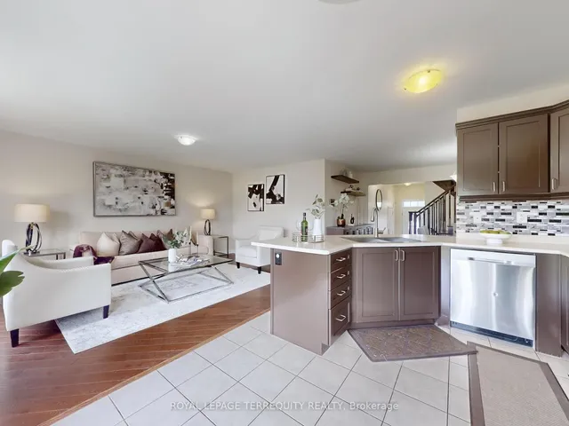 Additional image 10 of 879 Brassard Circ