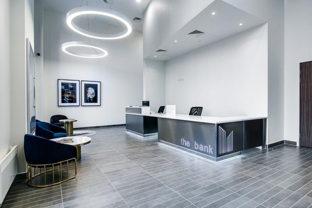 Additional image 10 of The Bank Tower II, B16