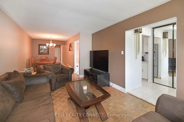 Additional image 8 of 7 Mandarin Cres